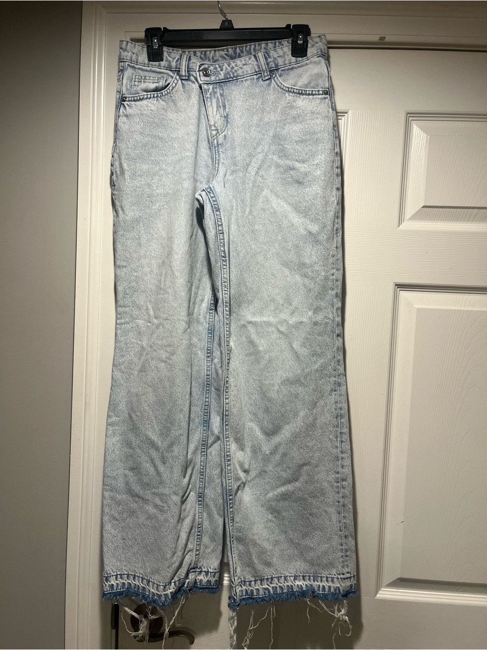 H&M Light Blue Flared Jeans with Raw Hem